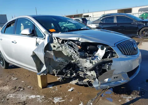 2017 Buick Verano Leather Group из США, поврежденный, VIN 1G4PS5SK4H4100509